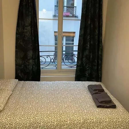 Cozy In The Marais Apartment Paris